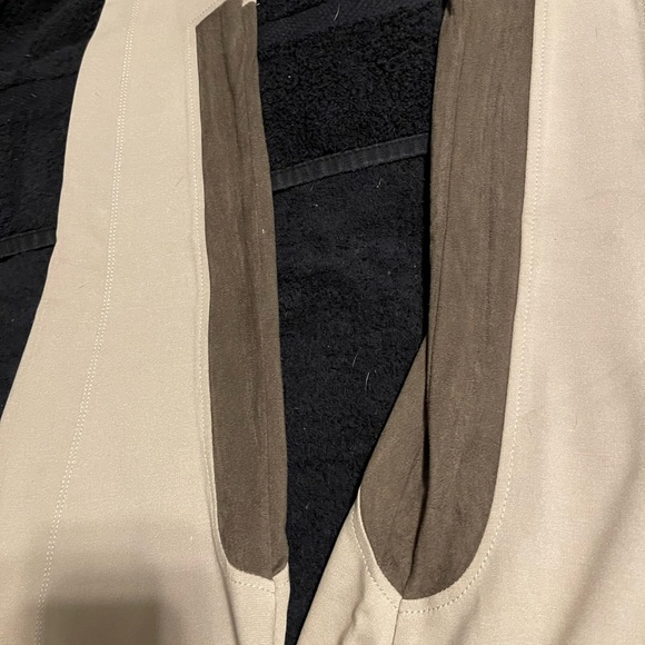 BCBG Riding Pants.  Tan with dark brown patches. Waist size 26. - Picture 12 of 16